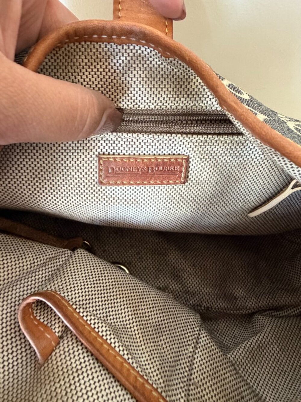 Dooney & Bourke Vintage Shoulder Bag | DB Monogram Canvas Purse | Y2K Hobo Bag - Picture 6 of 7